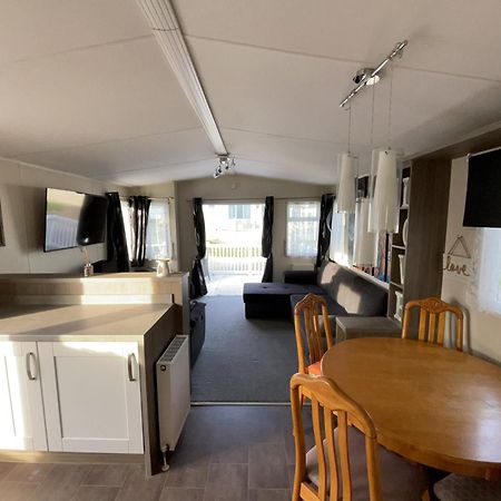 Highfield Grange Caravan Park Hotel Little Clacton ภายนอก รูปภาพ